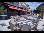 Photo LA TAVERNE, TABLE DE CARACTÈRE